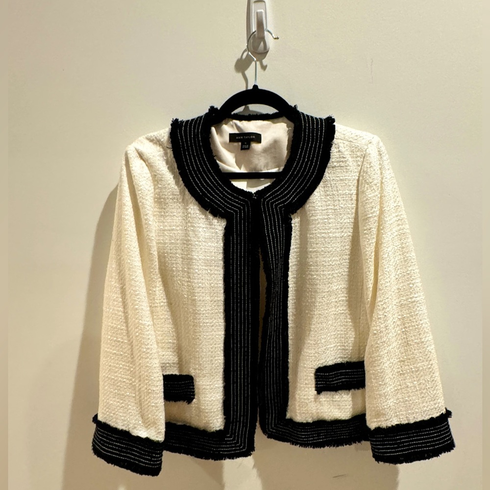 ANN TAYLOR TWEED JACKET - Size 12